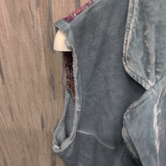 Aratta Silent Journey Gray Open Vest Size M - Picture 10 of 12